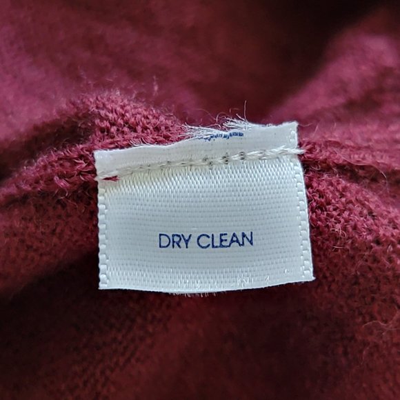 Club Room Solid Maroon V-Neck 100% Merino Wool Sweater - Picture 9 of 9